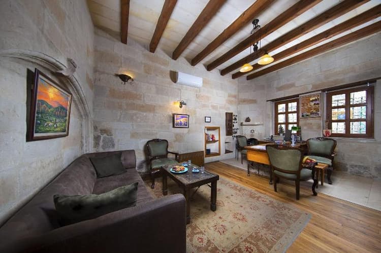 Terra Cave Hotel