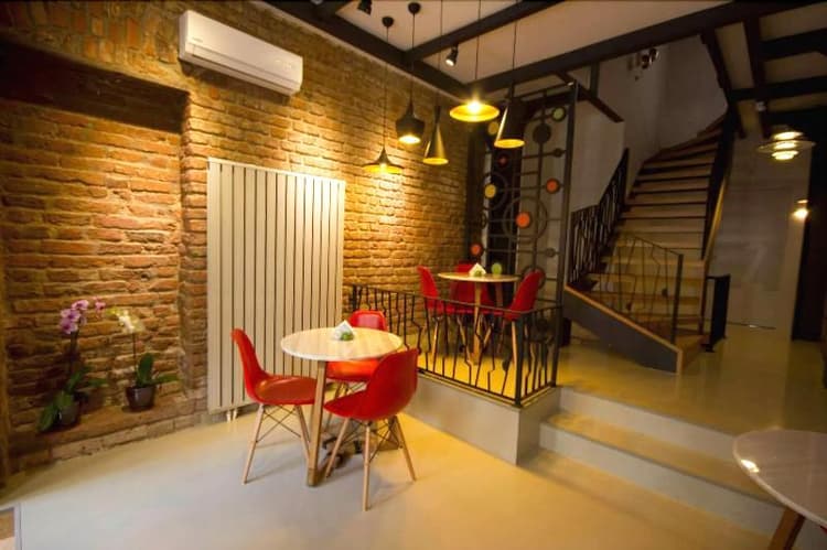 Calanthe Residence