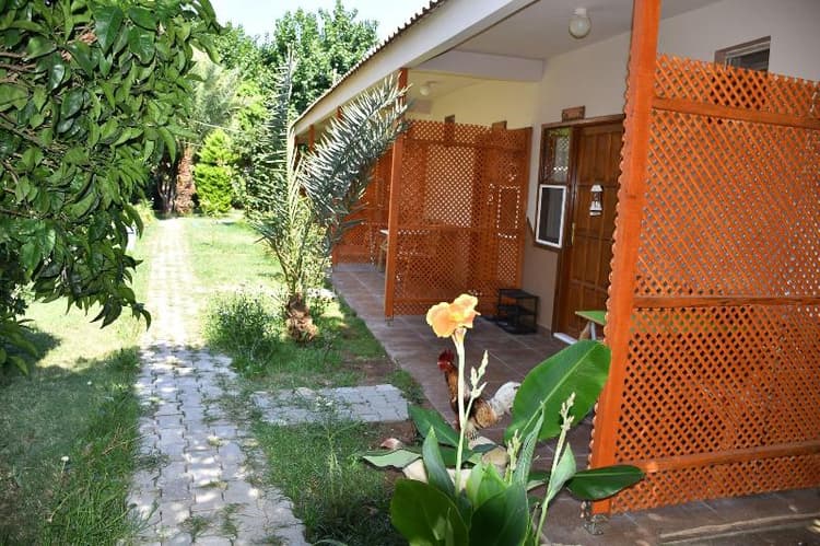 Village Garden Pansiyon