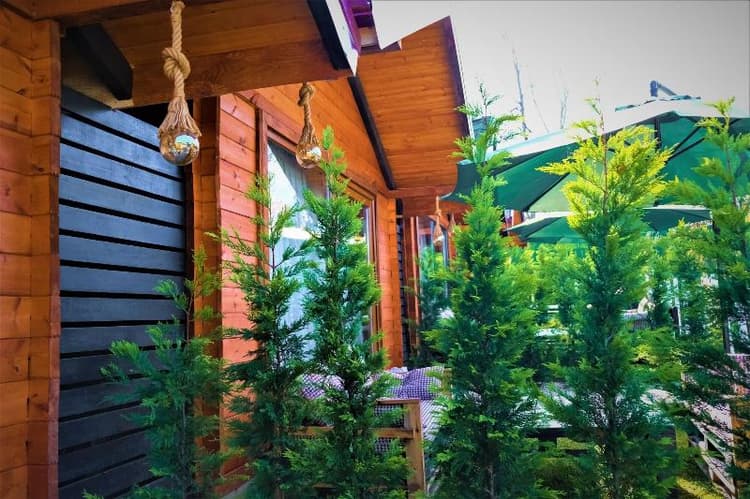 Adesa Bungalow Hotel