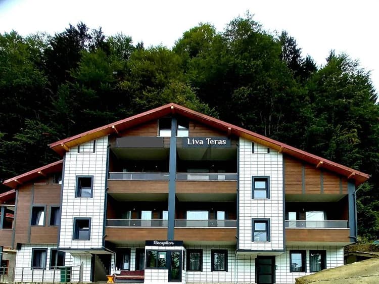 Liva Teras Uzungöl