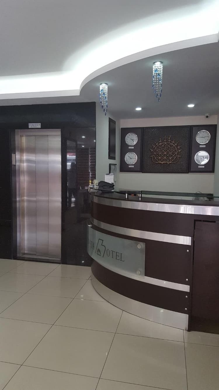 Hosta Otel