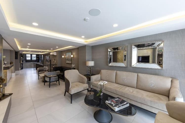 Mula Hotel - Özel Sınıf