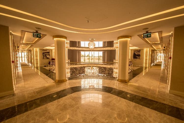 Altintas Otel And Spa