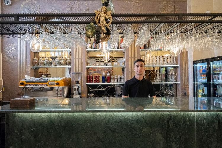 Solomon's Mansion Hotel