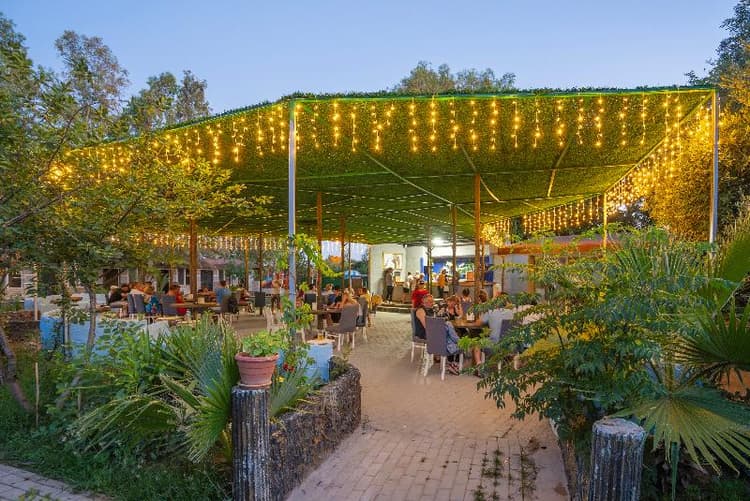 Aperion Beach  Hotel