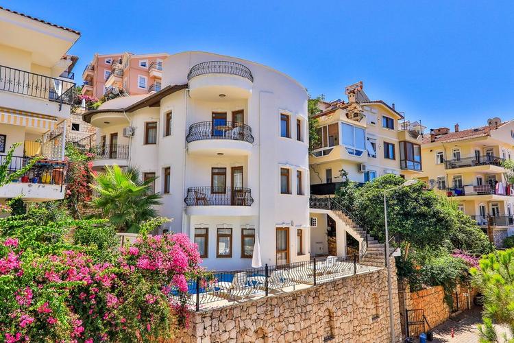 Ekici Suite's