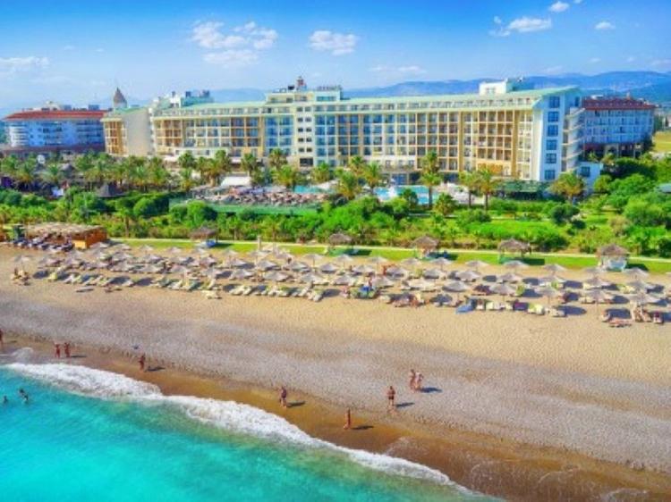 Lyra Resort & Spa Hotel