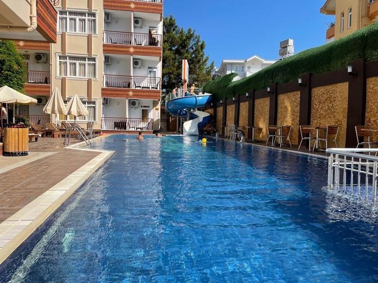 Sun Side Family Hotel