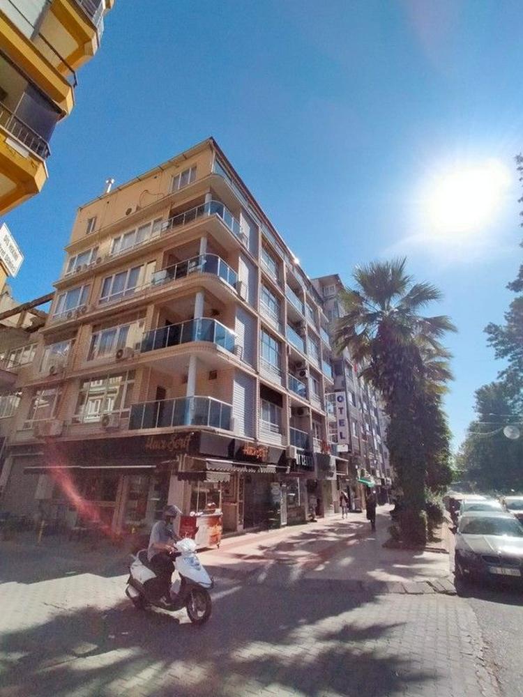 Otel Ünlü