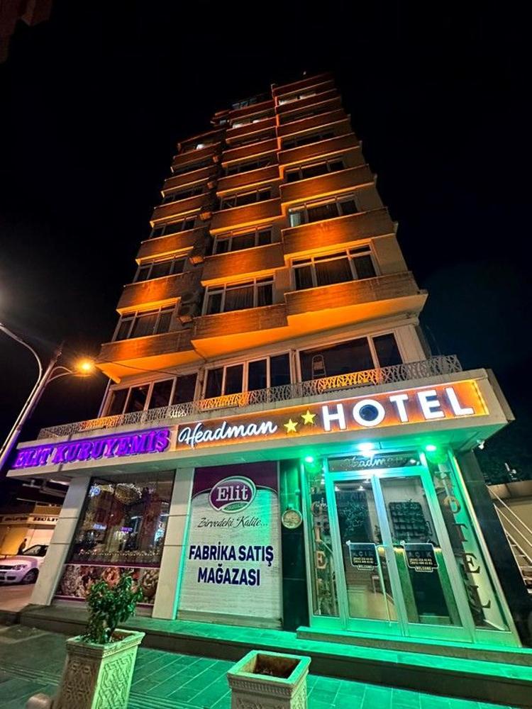 Headman Hotel