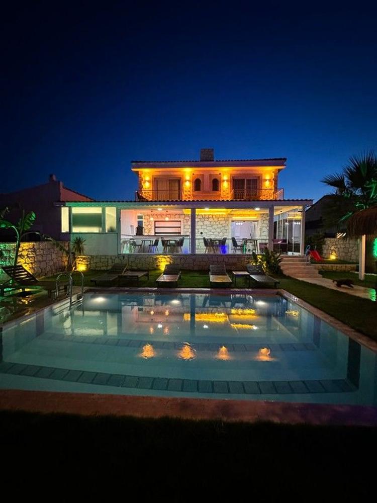 Mayan Suites