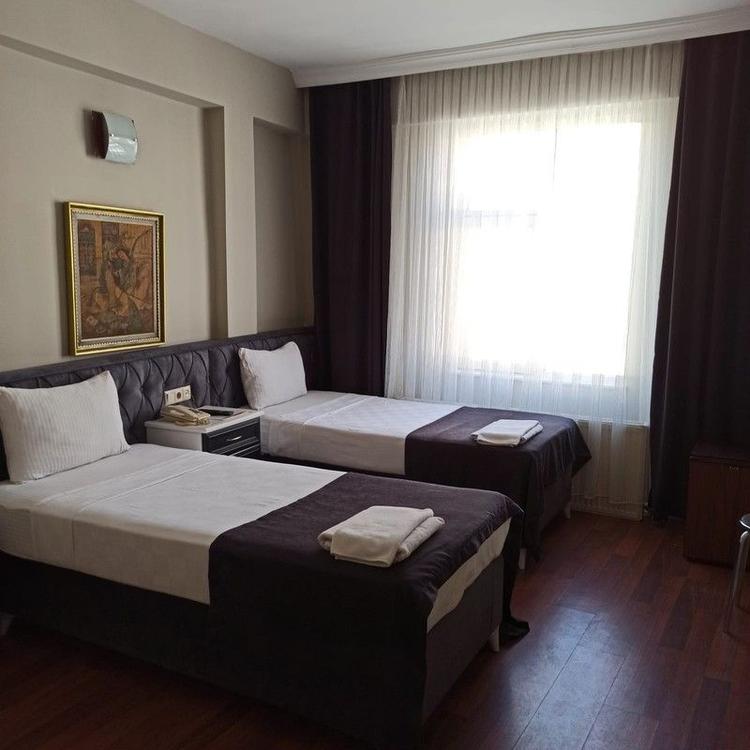 Yeni Hotel