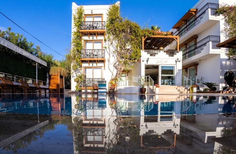 West Coast Otel