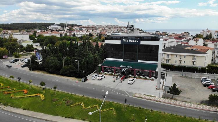 Mills Hotel
