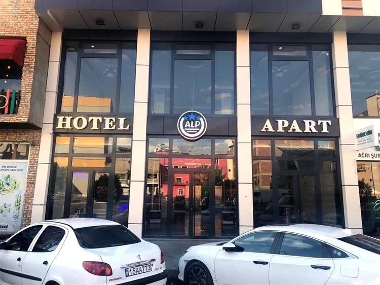 Alp Hotel