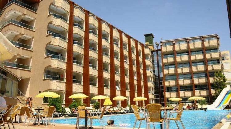 Club Tess Hotel