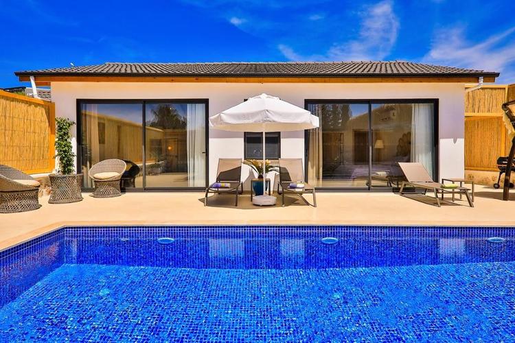 Villa Ravel