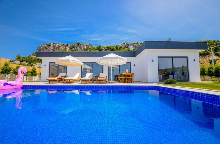 Villa Neco Doğu