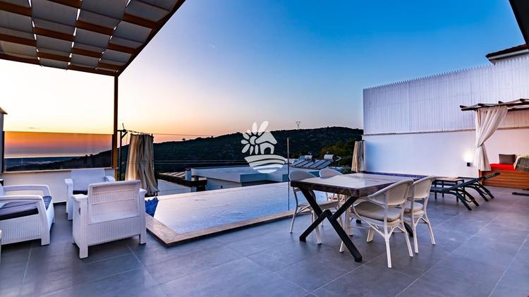 Villa Elegans Duo