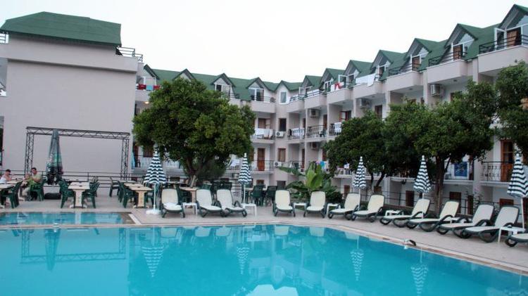 Ares Hotel