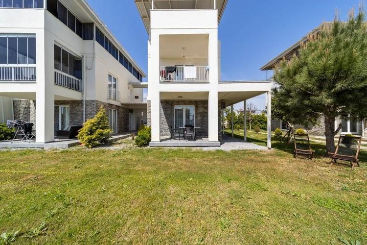 Piyano Sanatçı Evi