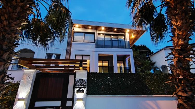 Casa Pura Vida