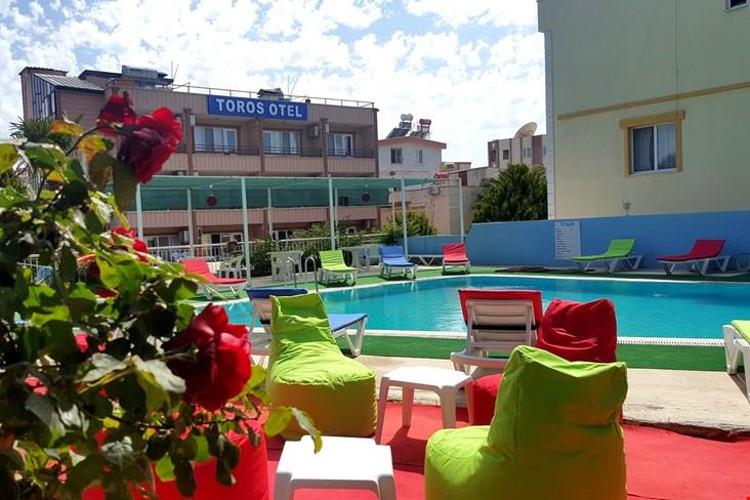 Toros Hotel