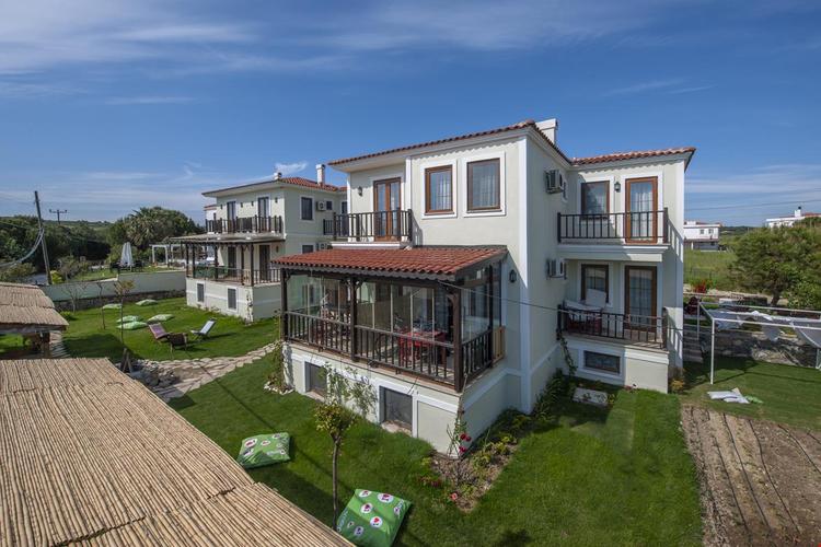 K Bozcaada Paralia