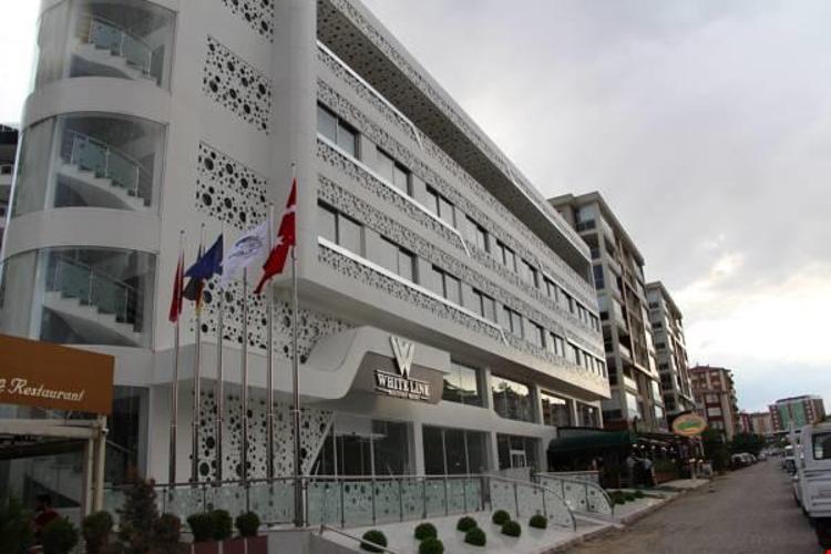 Whiteline Boutique Hotel