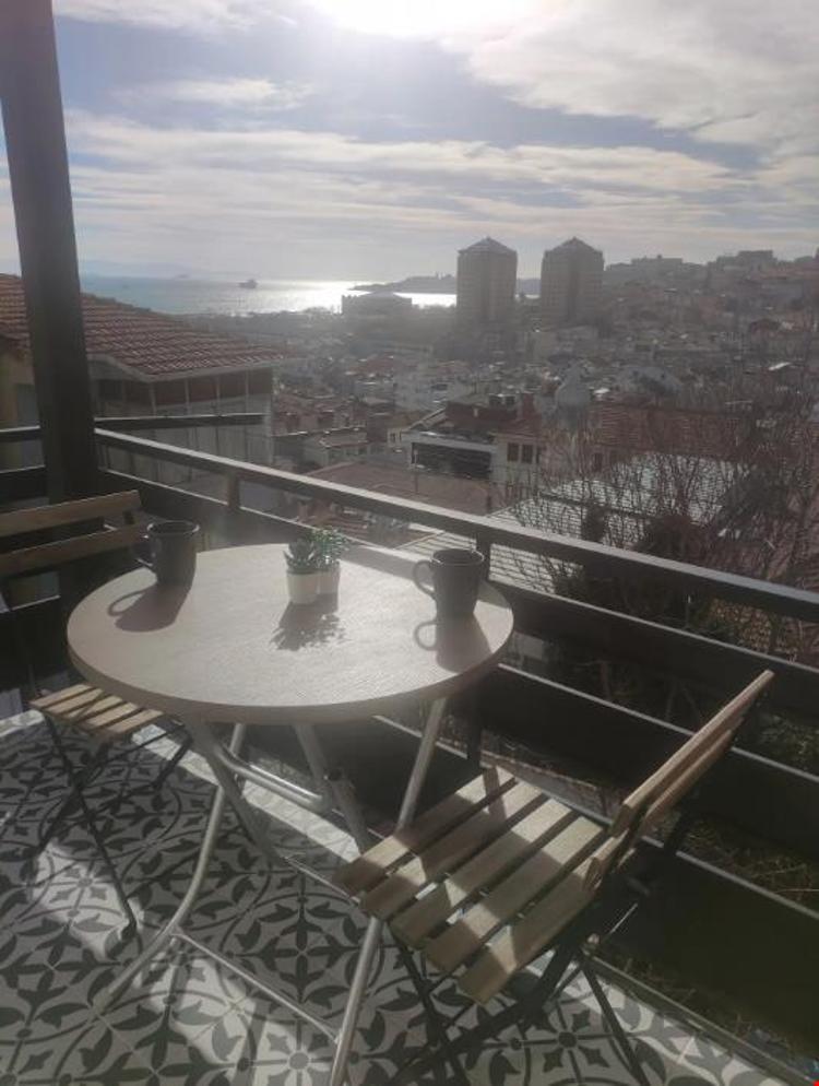 Akgün House