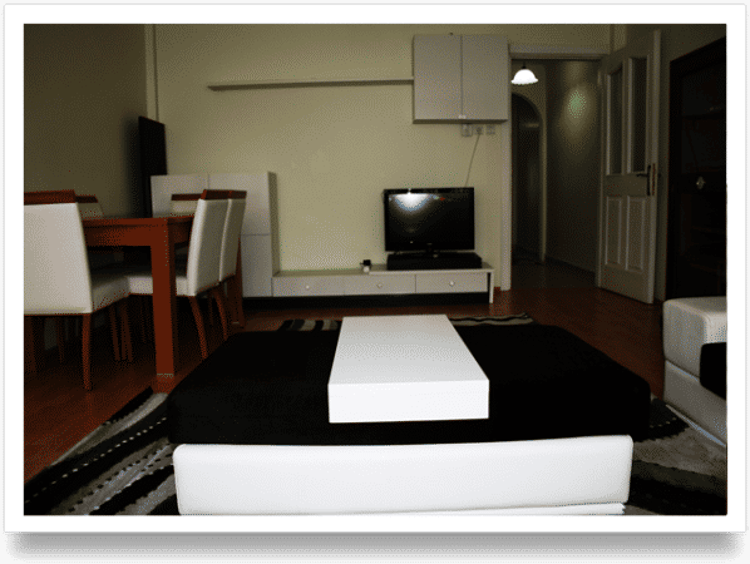 Red Apple Suites