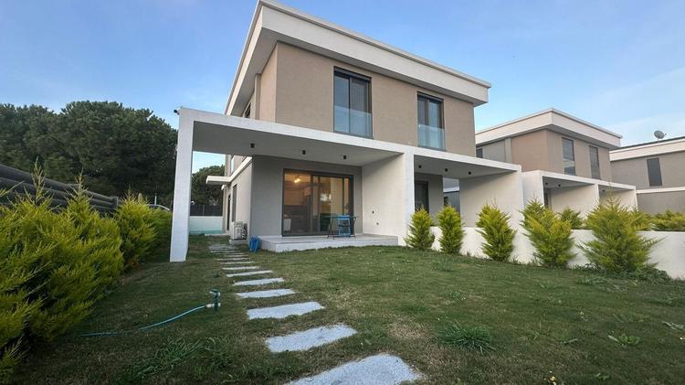 S Villa City