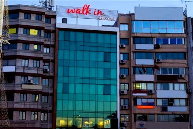 Walk İn Hotel