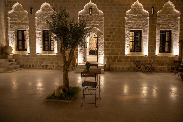 Mirsoum Hotel