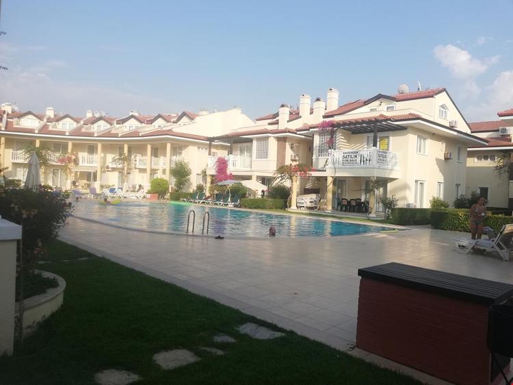 Aryam Villa