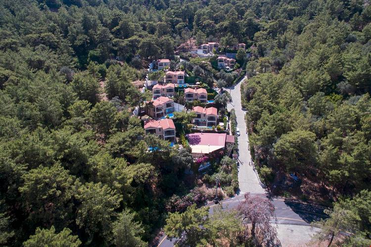 Villa Alya