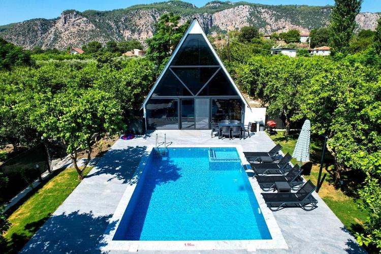 Villa Arya 2