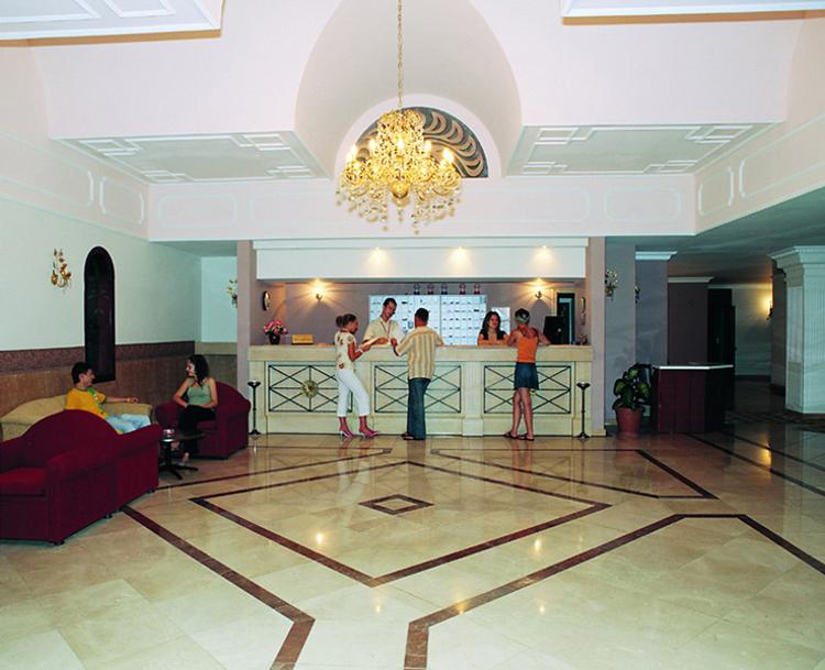 Golden Day Wings Hotel