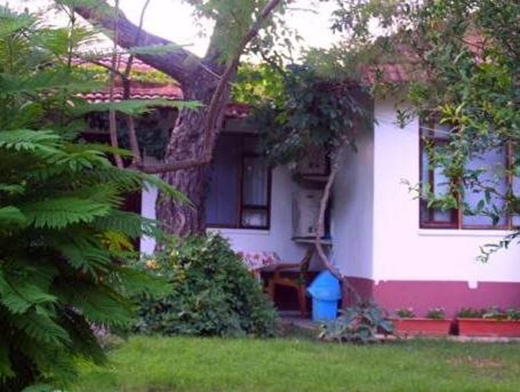 Arya Holiday Houses