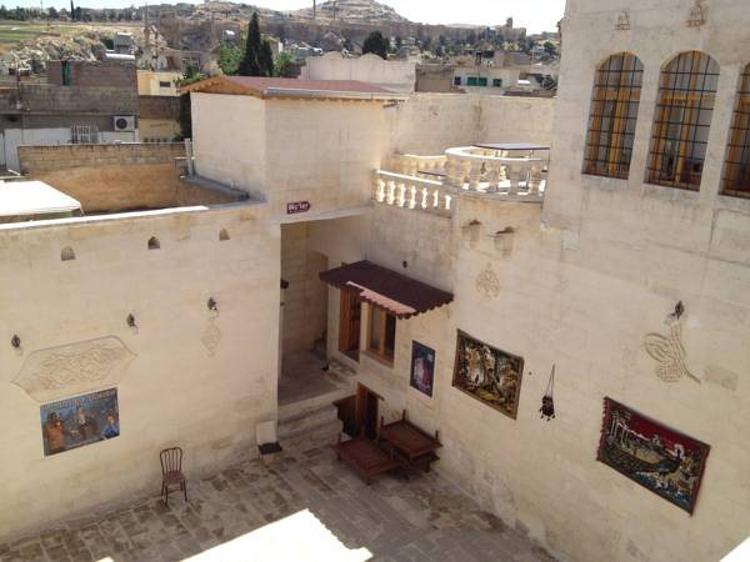 Vezirhan Konuk Evi
