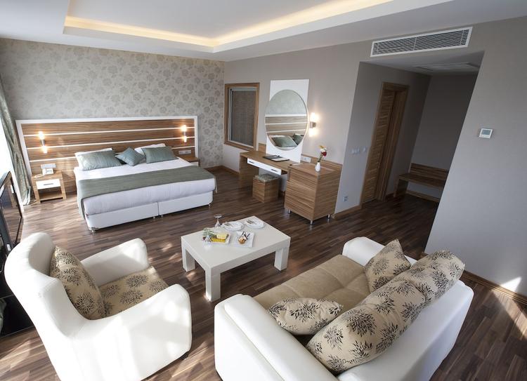 Fourway Hotel-Spa