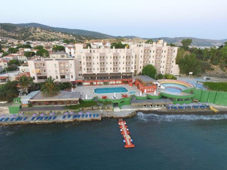 Leon Otel Foca
