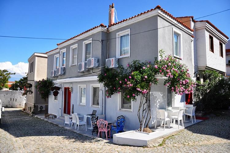 Tay Pansiyon