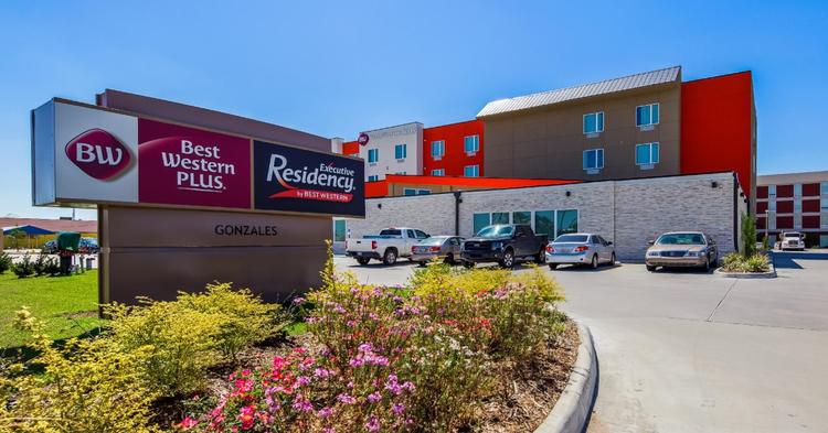 Holiday Inn Gonzales