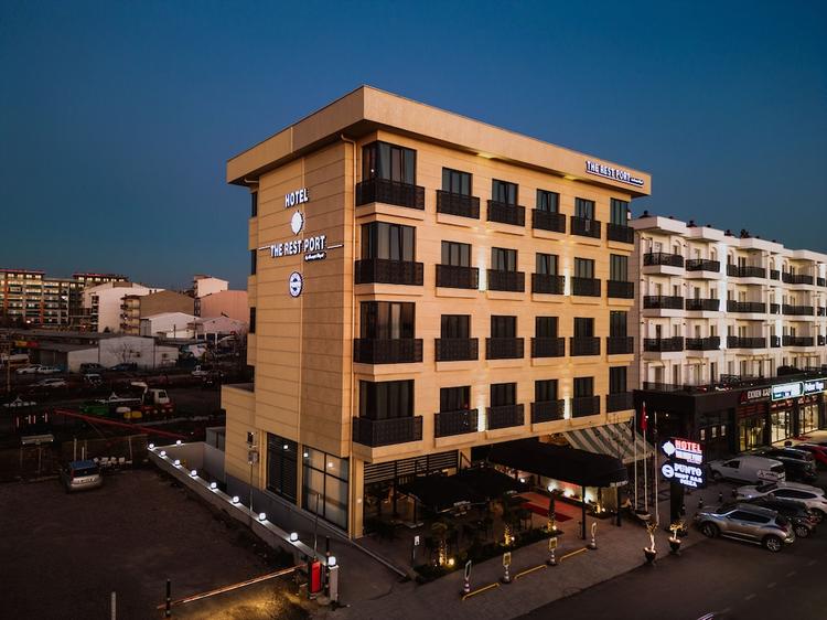 The Rest Port Hotel by Concept Royal