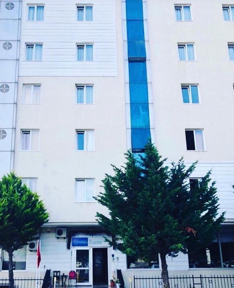 Arya Hotel