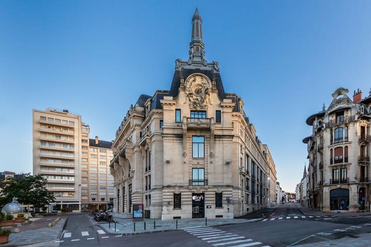 Aloft Dijon