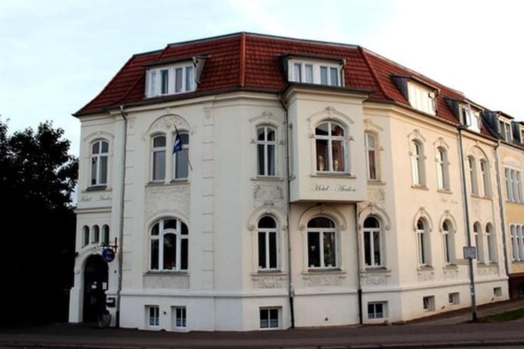 The Avalon Hotel