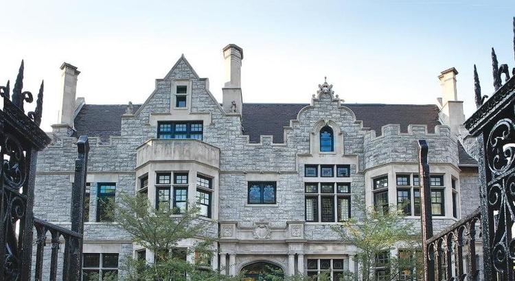 Mansions On Fifth Hotel